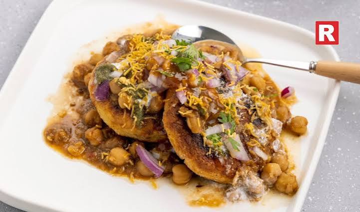 Aloo Tikki Pav