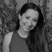Photo of Erica Puisis