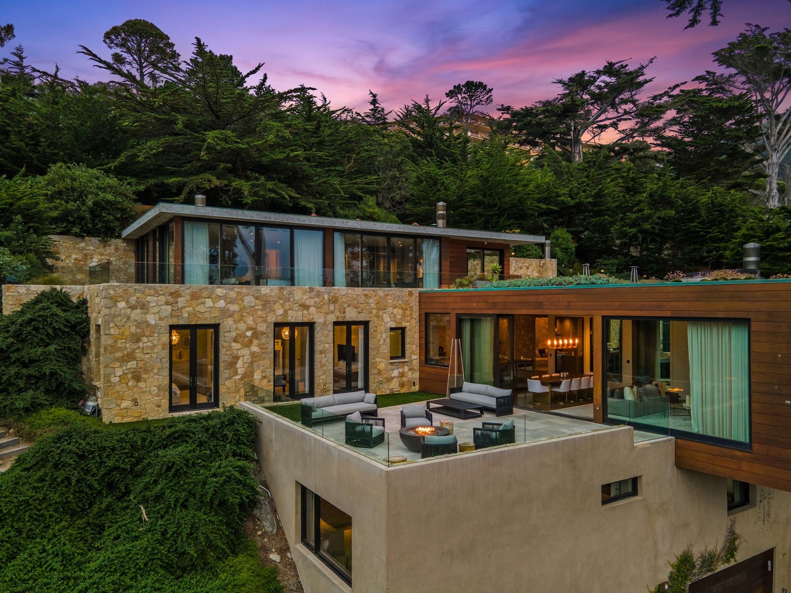 Carmel, California, USA — 5-Bed Cabin With Sauna 3