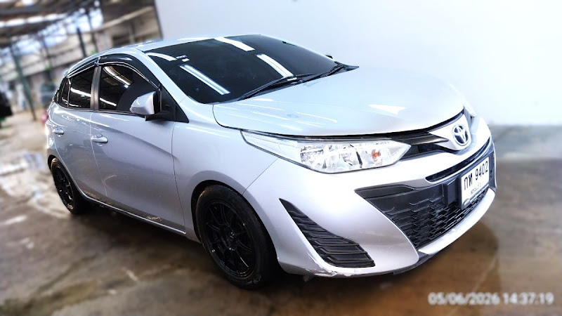 TOYOTA YARIS ECO