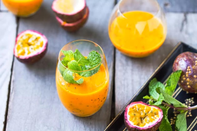 Cocktail Batida - Boisson brésilienne populaire à base de cachaça - Smoothie au fruit de la passion