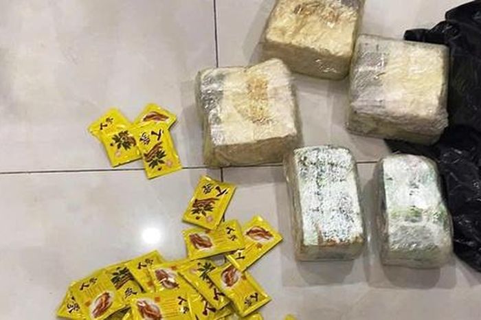 Một phường ở TPHCM phát hiện, xử lý số lượng lớn người liên quan ma túy - Báo Người Lao Động