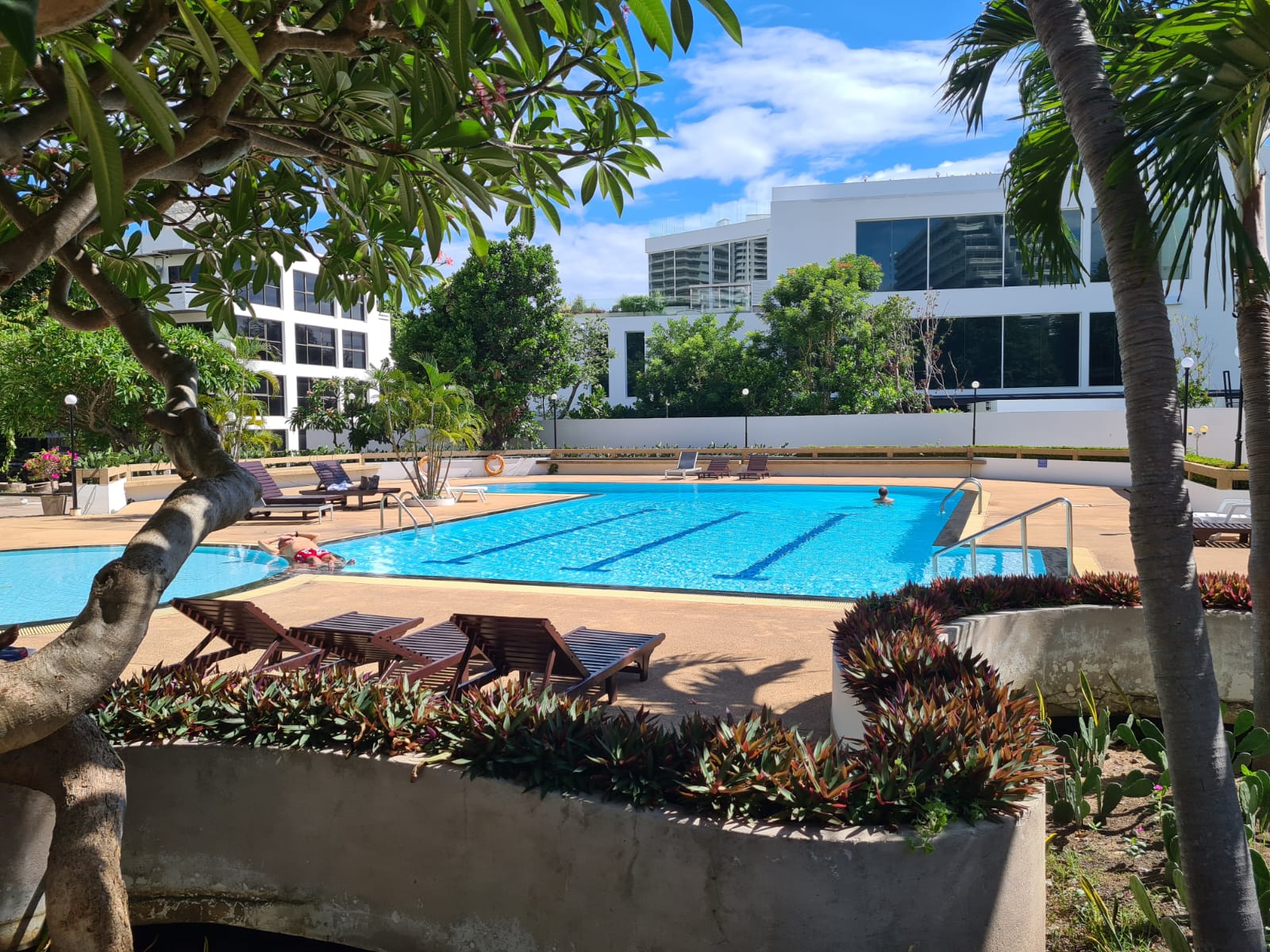 Laguna Beach 2 A - 2 Bed, Floor 2 3