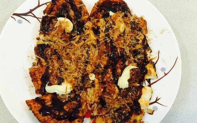Bánh Mì Nướng Muối Ớt Và Cá Ngừ