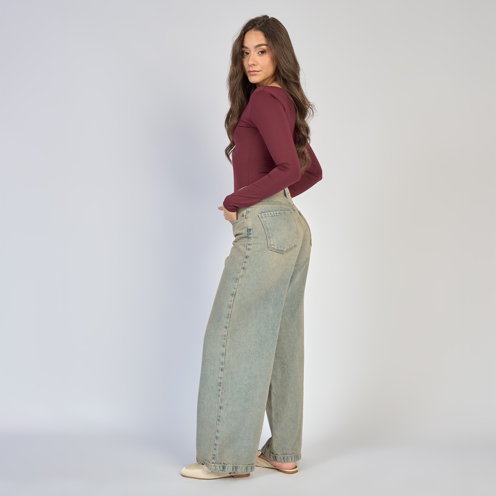 Jean dama wide leg tiro alto rígido, color Azul dirty - Vista 3