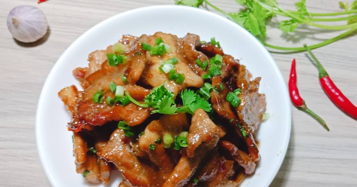 Thịt ba chỉ rang cháy cạnh