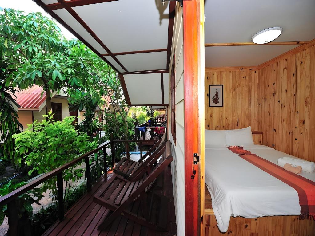 Superior Bungalow Thumbnail 5