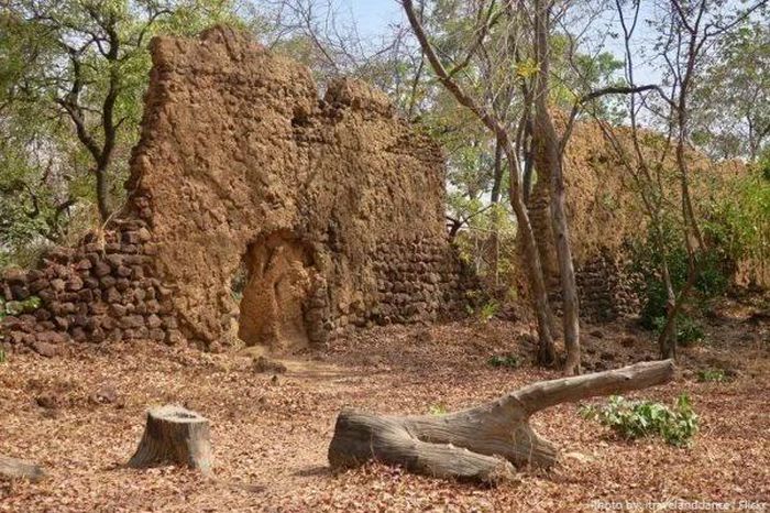 Tàn tích bí ẩn còn sót lại từ tuyến thương mại vàng cổ đại ở châu Phi - Báo Tri thức &amp; Cuộc sống