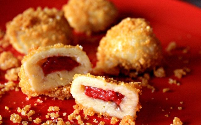 Bánh Rán Nhân Dâu