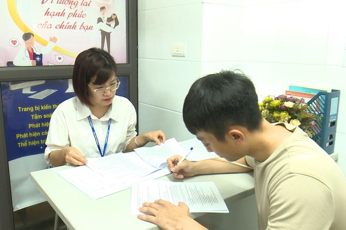 Gỡ rào cản tâm lý, đưa dịch vụ y tế đến gần người trẻ - Đài Phát thanh và truyền hình Hà Nội