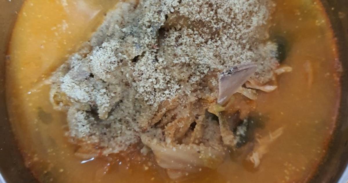 Canh xương heo (뼈다귀)