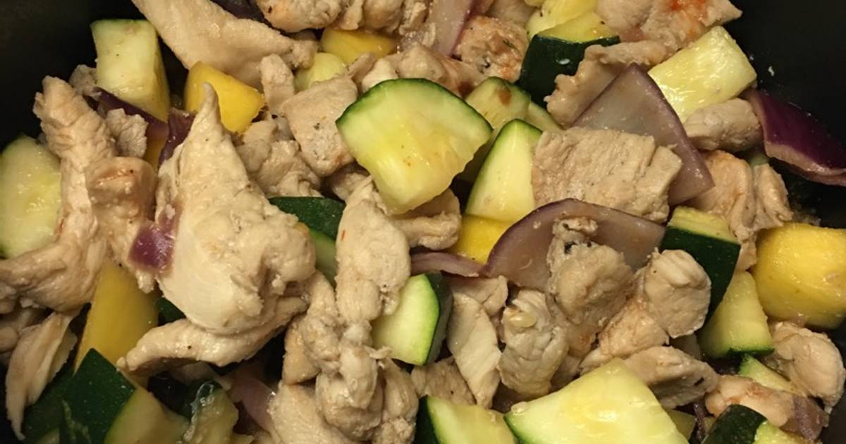 Gà xào "nhị" sắc😋