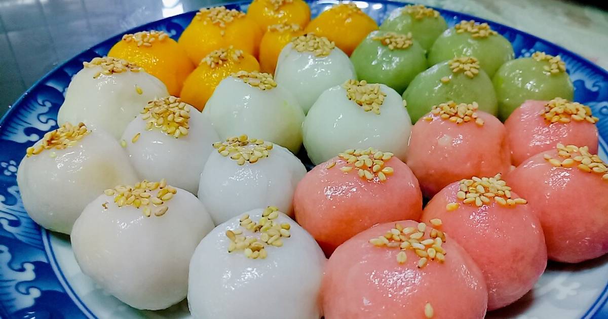 Bánh trôi ngũ sắc
