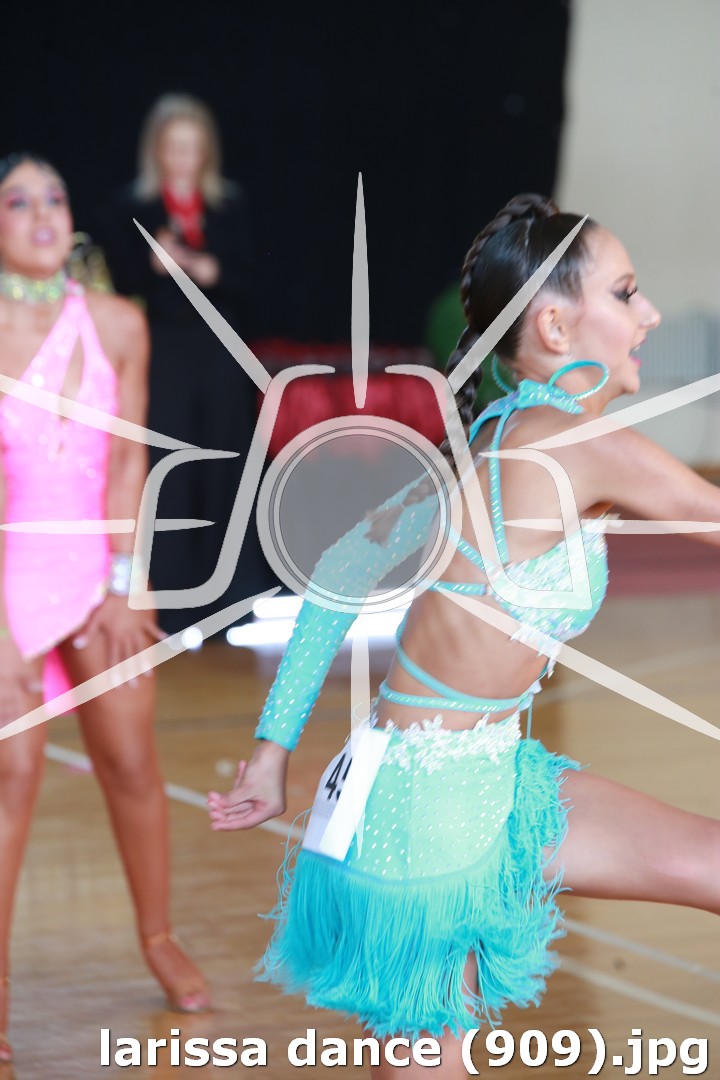 larissa dance (909).jpg