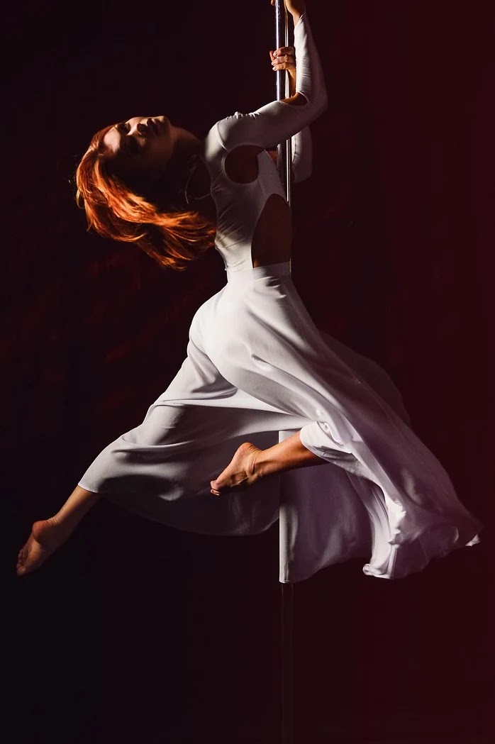 GPT-4와 이전 버전 모델 구조 및 성능 차이점 해설