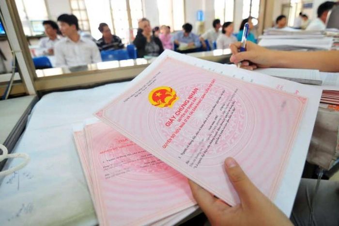 Bản tin BĐS 10/4: Đề xuất công chứng nhà đất không phụ thuộc địa giới - Báo Xây Dựng