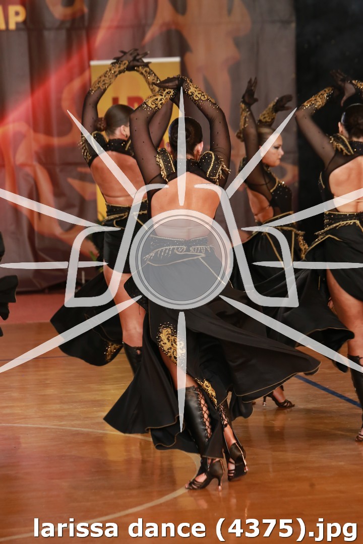 larissa dance (4375).jpg