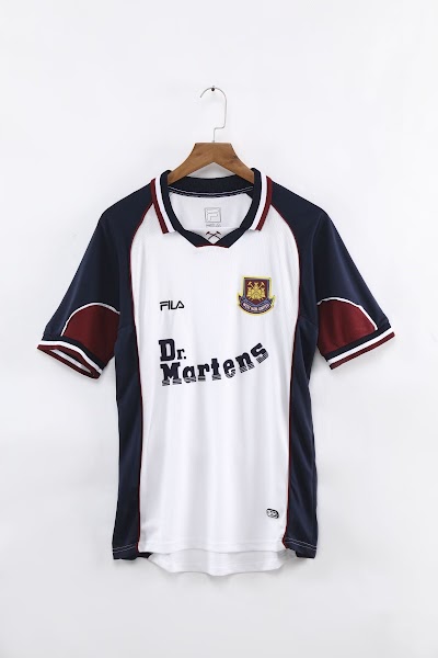 Retro 99-01 West Ham United 2da Visitante @lumorasports.jpeg