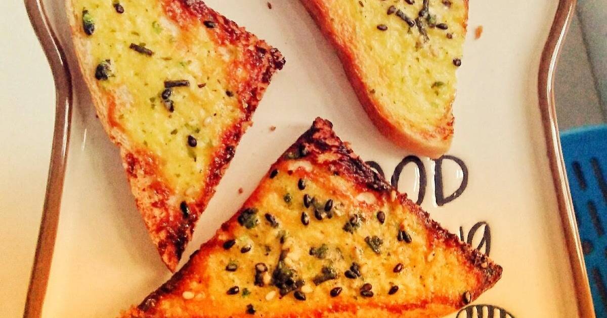 Bánh mì nướng trứng rong biển