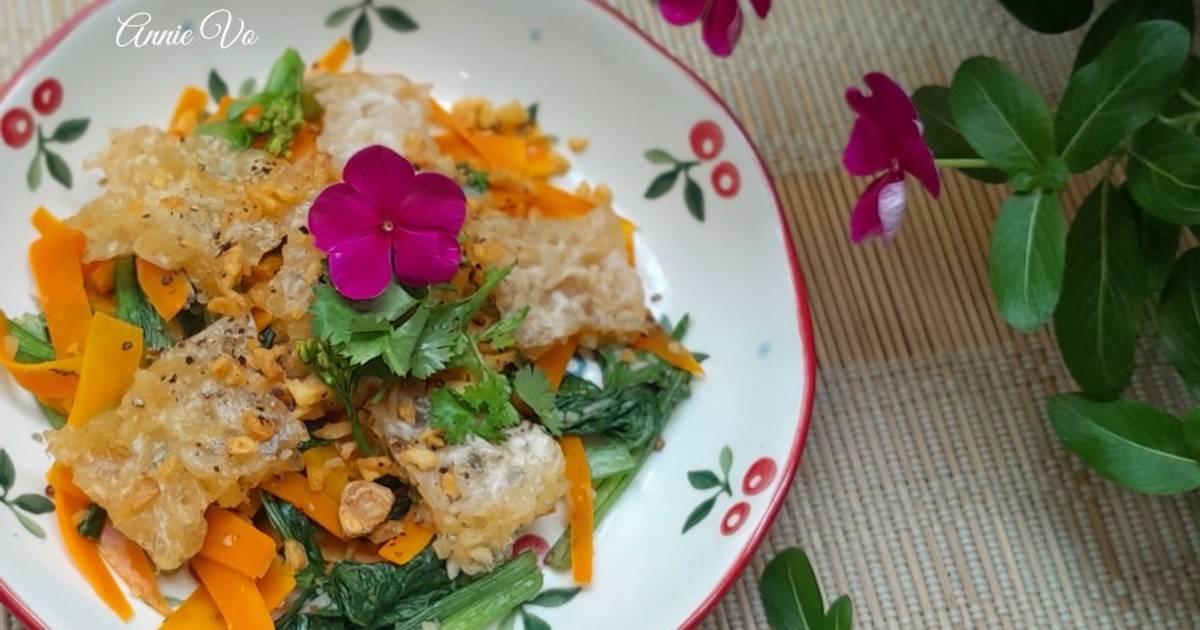 Cải rổ xào cà rốt và bóng bì