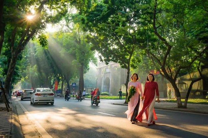 Hà Nội đặt mục tiêu vào top 10 thủ đô hạnh phúc nhất thế giới - Đài Phát thanh và truyền hình Hà Nội
