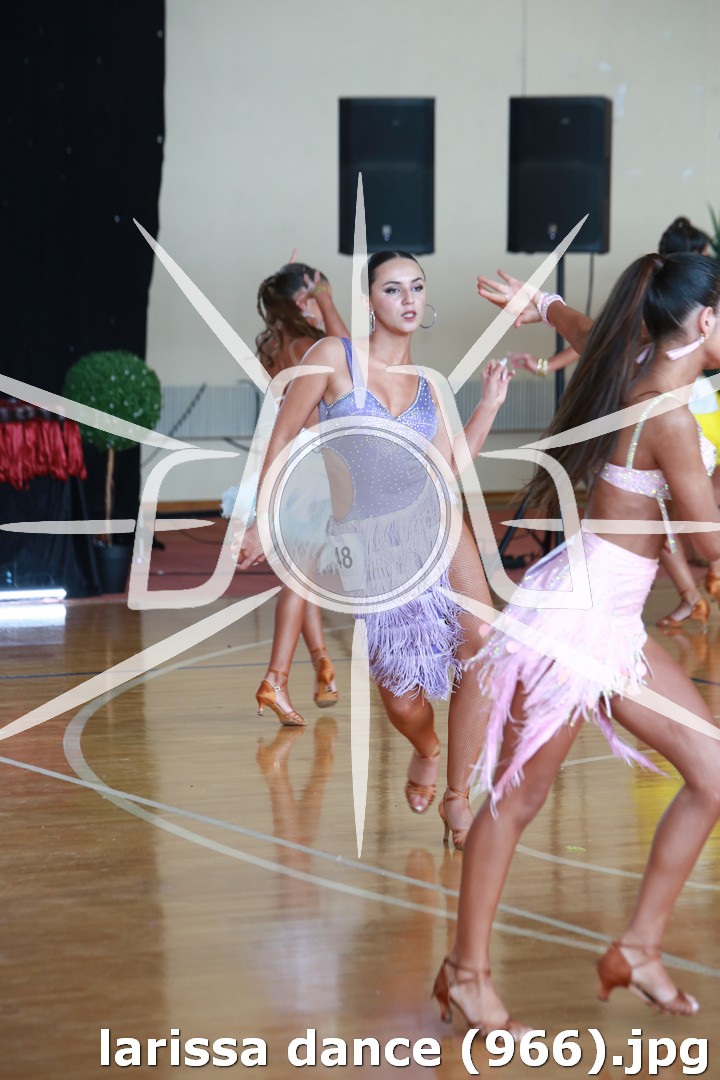 larissa dance (966).jpg