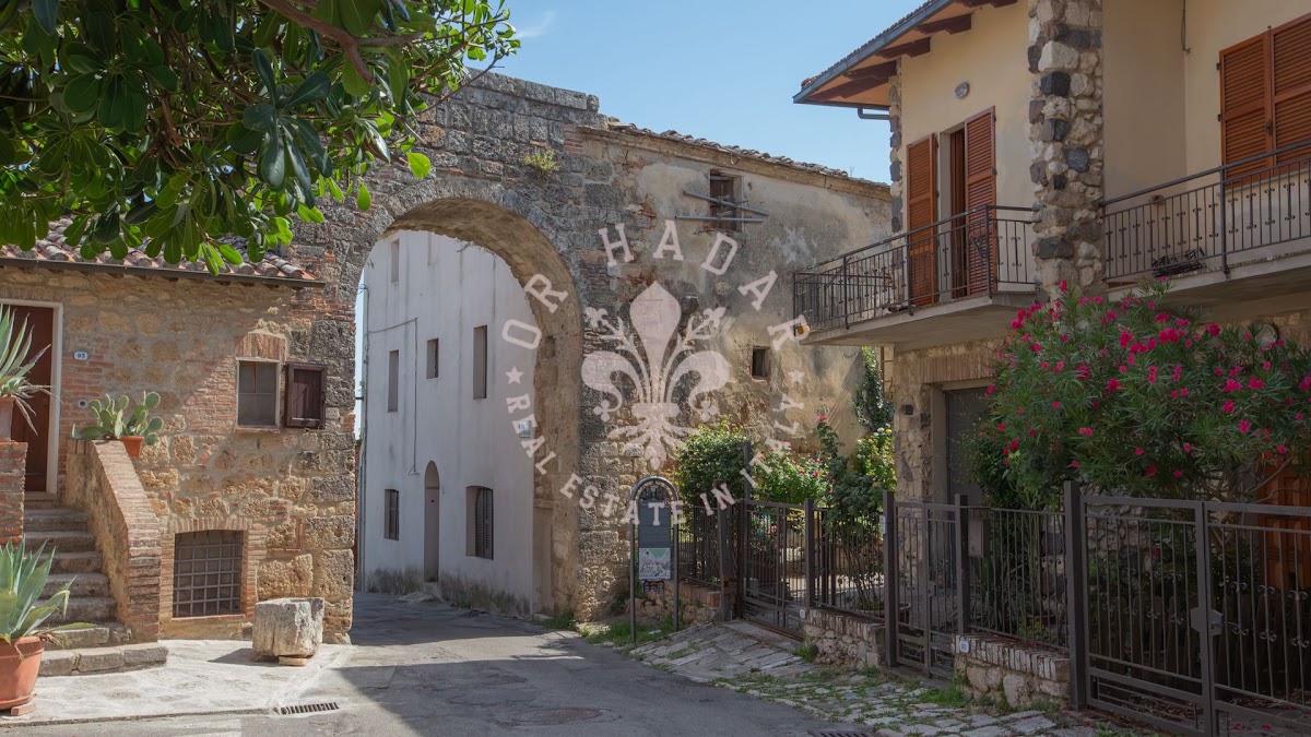 אחוזת פורטה לביניה (Porta Lavinia Manor) — 8