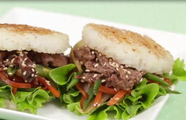 Burger Cơm Thịt Bò Nhật Bản