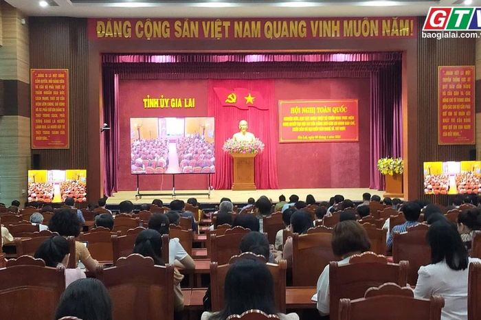 Điểm tin trưa: Quán triệt Nghị quyết Đại hội XIV cho đội ngũ báo chí, trí thức toàn quốc - Báo Gia Lai