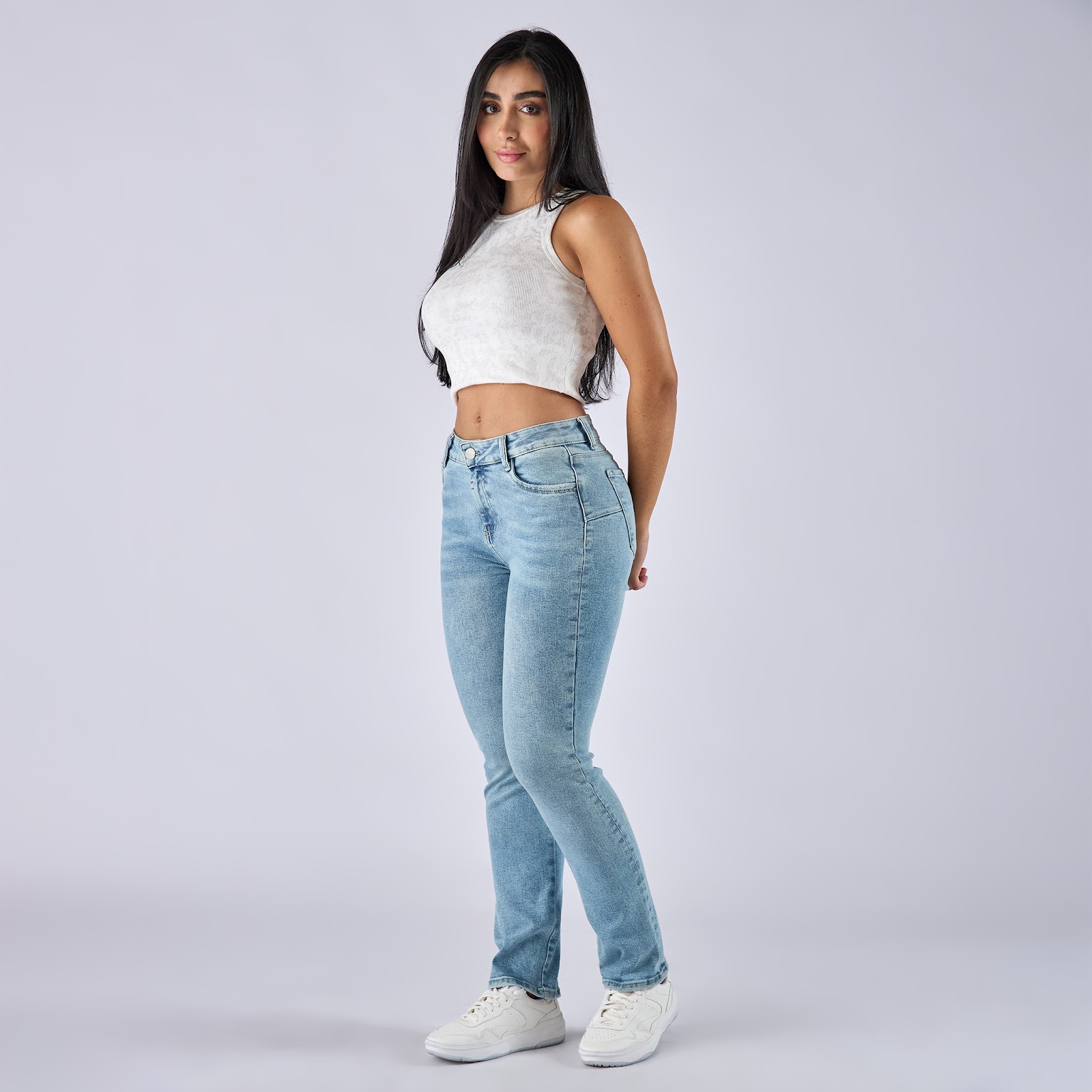 Jean straight boot licrado tiro medio en denim azul claro - Vista 2