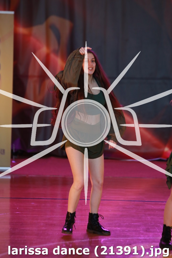 larissa dance (21391).jpg
