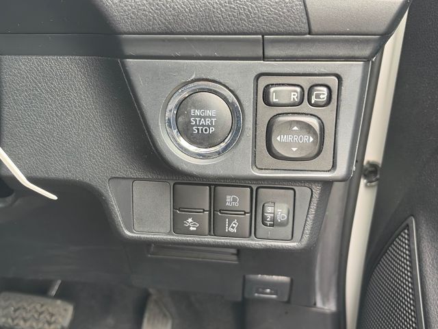 Toyota Axio