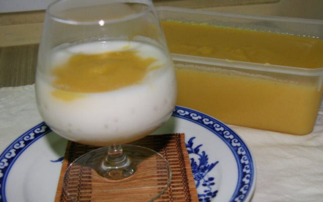 Chè Đậu Xanh Cốt Dừa