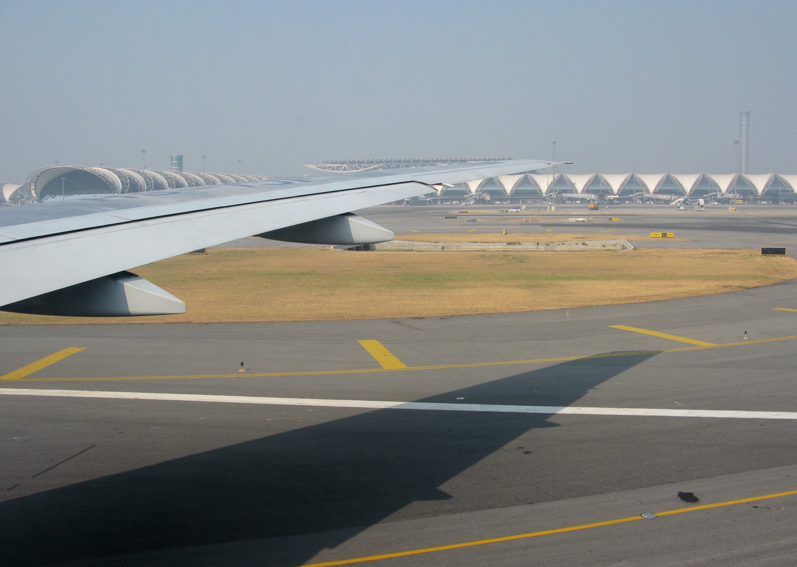 방콕 수완나품 공항 전경