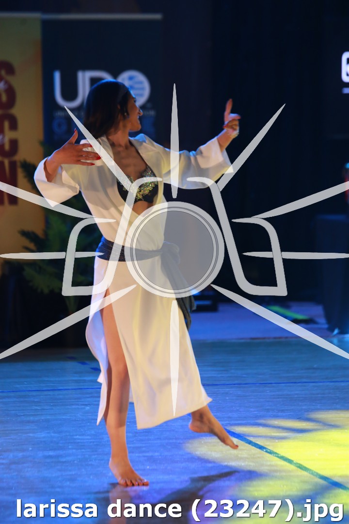 larissa dance (23247).jpg