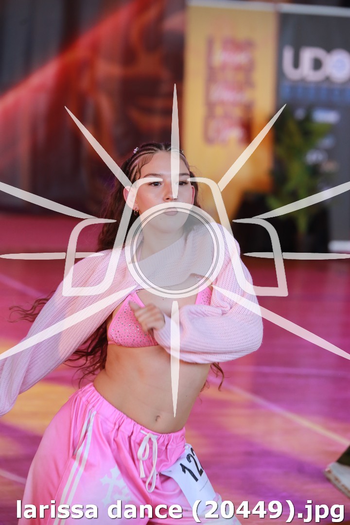 larissa dance (20449).jpg