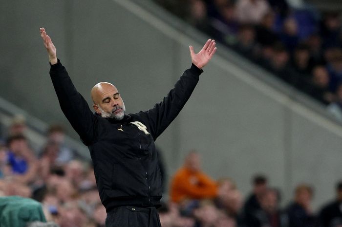 13 phút sụp đổ, Man City tự đánh rơi ngai vàng - Tạp chí Tri thức