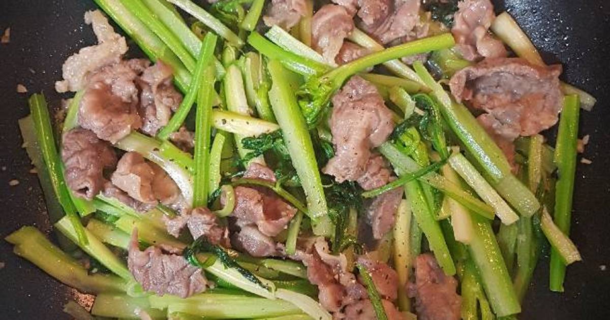 Thịt bò xào cần tây