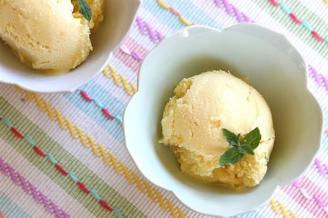 Kem Xoài Sữa Chua Dẻo Mịn