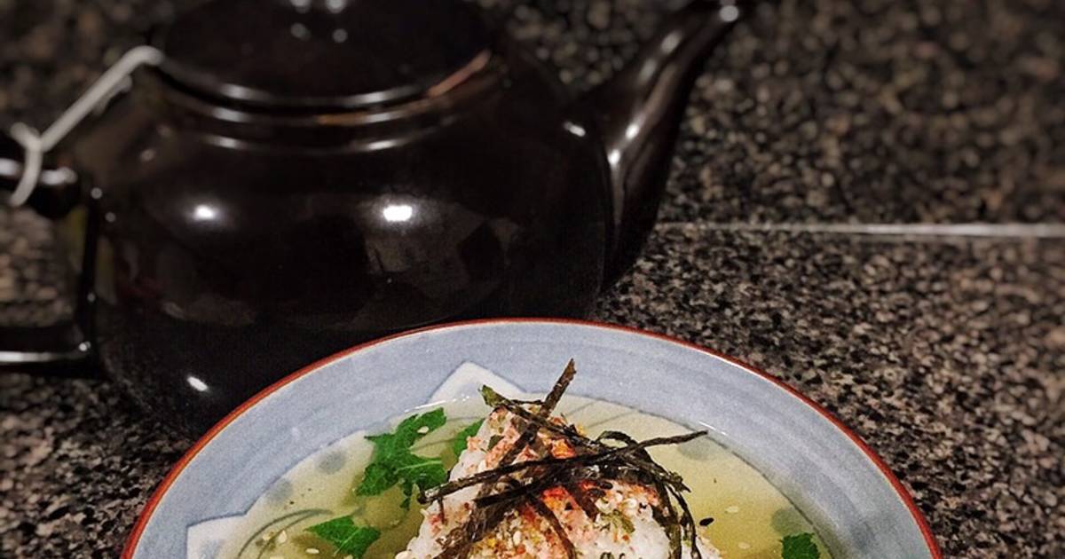 T4: Cơm chan trà- Ochazuke