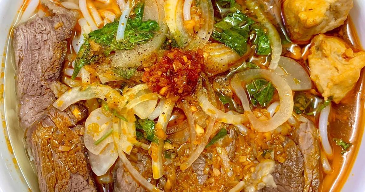 Bún bò Huế