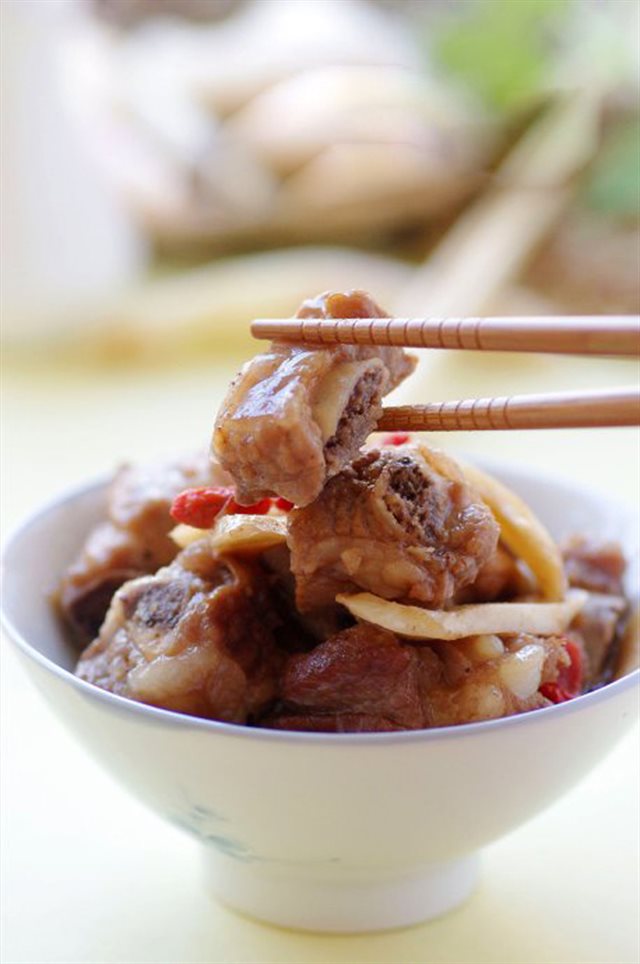 Sườn Non Hấp Gừng