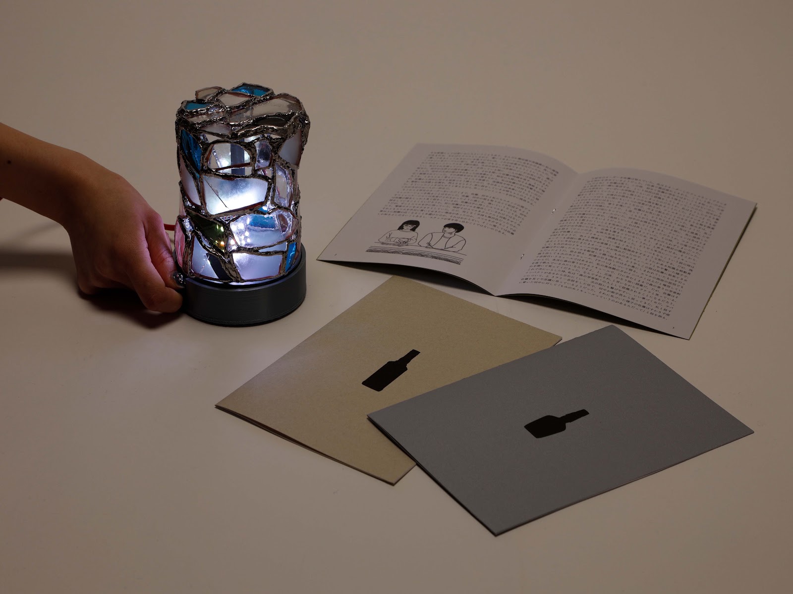 バーテンダーの視点から見るバーでのコミュニケーション調査とカンバセーションスタータとしての照明の制作