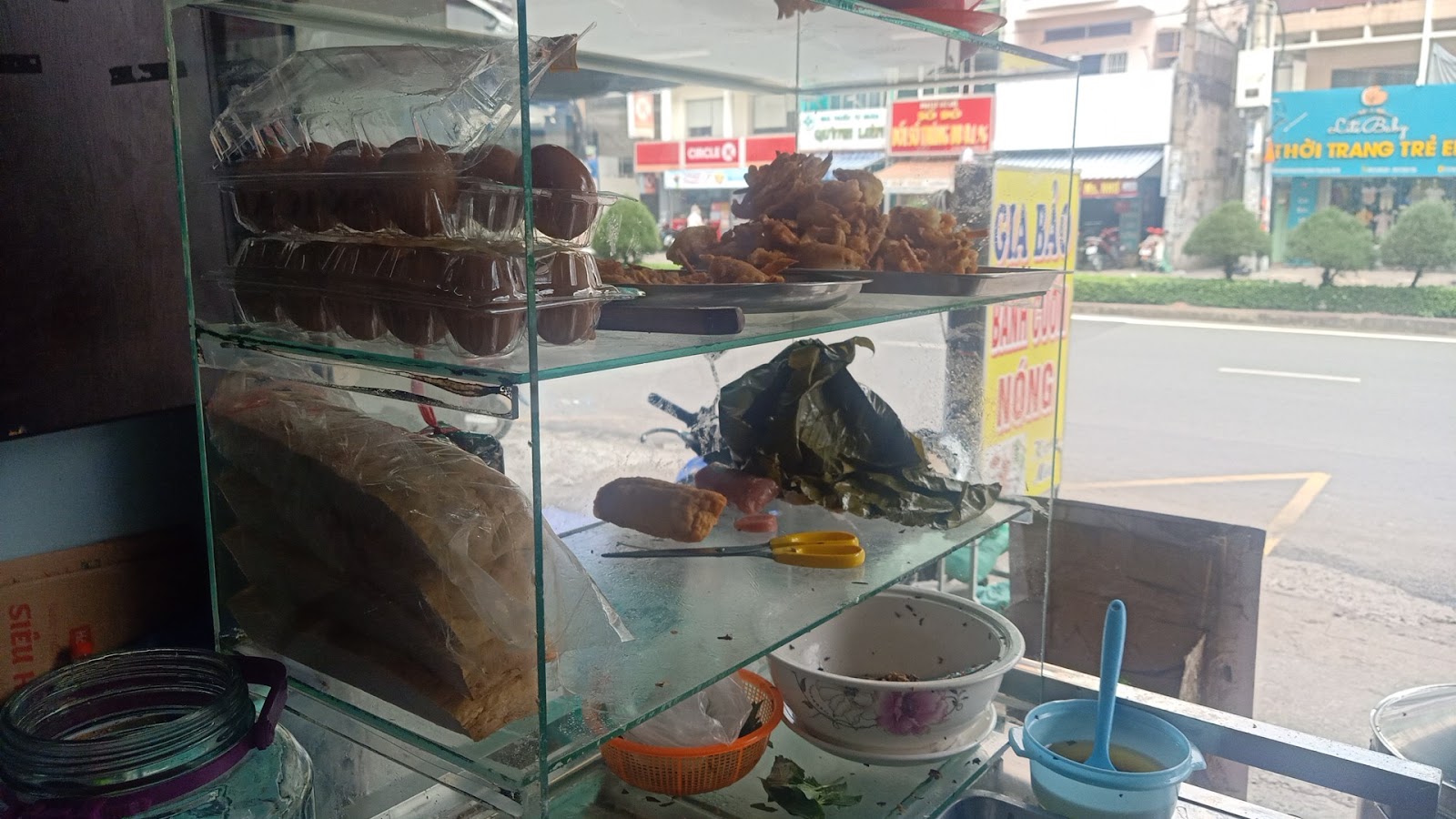 Bánh cuốn nóng Gia Bảo