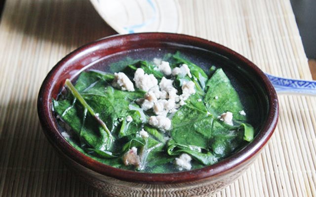 Canh Thịt Bằm Nấu Mồng Tơi