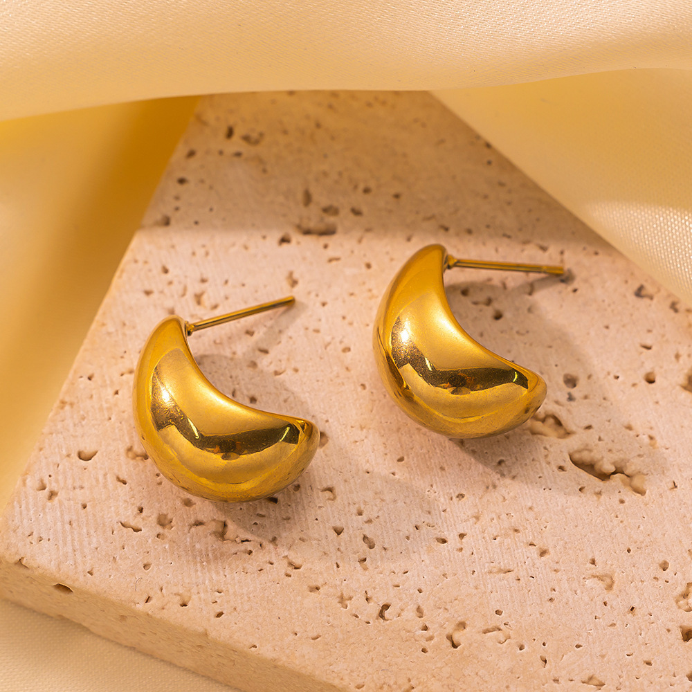 Crescent Moon Earrings made of Stainless Steel