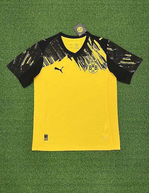 25-26 Borussia Dortmund Local 2.jpeg