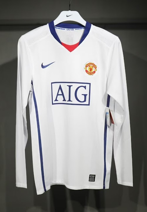 Retro 2008-09 Manchester United Visitante.jpeg