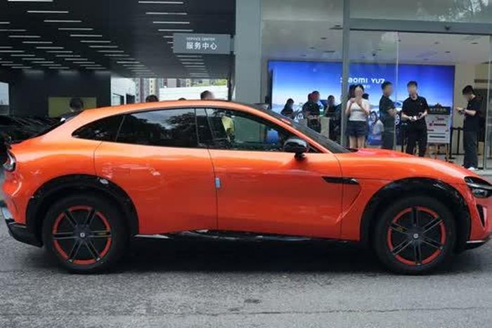 SUV thiết kế như siêu xe, công suất 320 mã lực, giá chưa tới 1 tỷ đồng - Tạp chí Doanh Nghiệp Việt Nam
