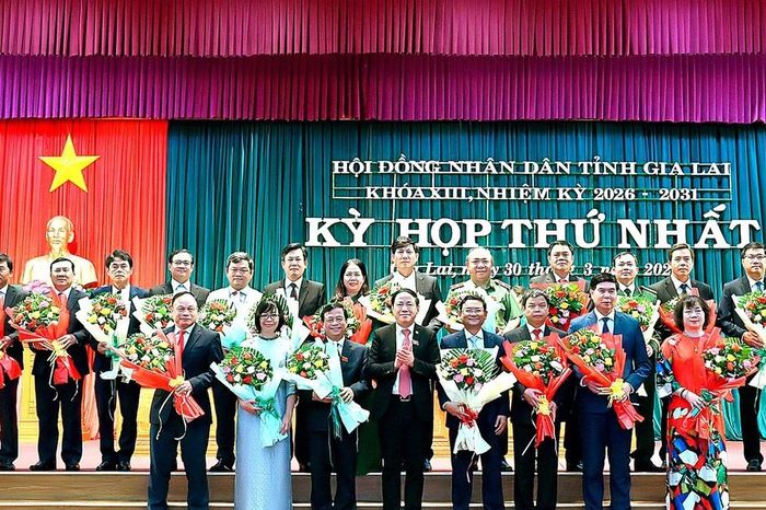 Toàn cảnh Gia Lai 24h: Kỳ họp thứ Nhất HĐND tỉnh Gia Lai khóa XIII - Kiện toàn bộ máy, khởi đầu nhiệm kỳ 2026-2031 - Báo Gia Lai
